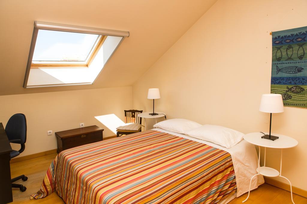 Casa Palheiro Amarelo Da Biarritz Villa กอสตานอวา ภายนอก รูปภาพ